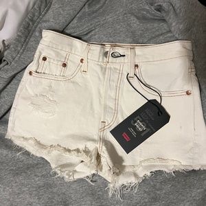 Levi distressed jeans shorts
